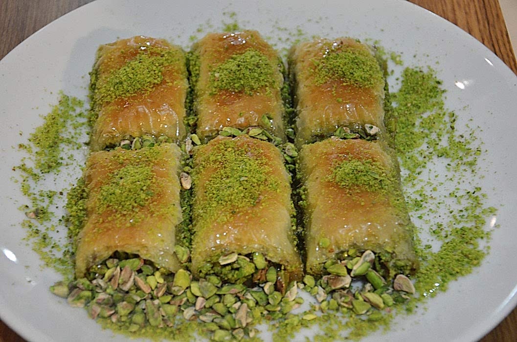 Fıstıklı Dürüm Baklava
